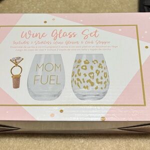 Leopard Print & MOM FUEL  Wine Glass Set ( no cork )